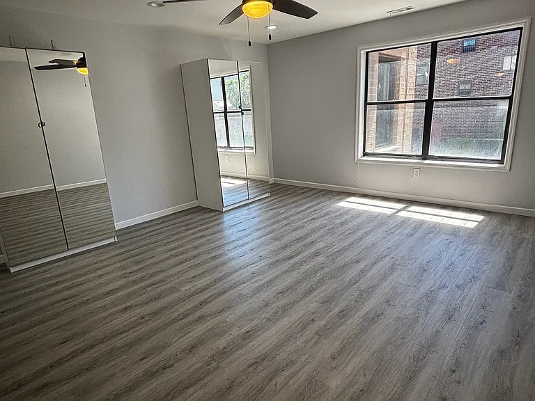 6409 Liberty Ave #I3 — Photo 8