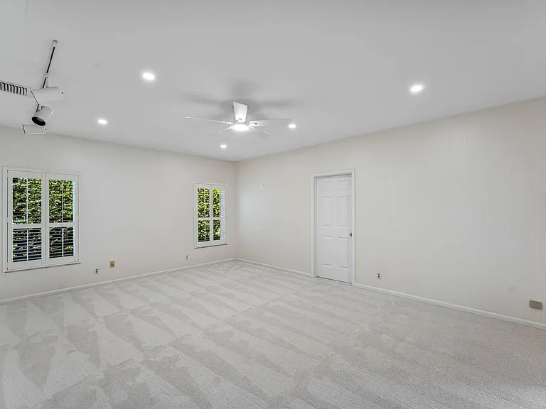 1851 Thatch Palm Dr — Photo 27