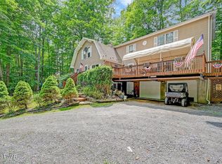 104 Big Woods 2nd St, Greentown, PA 18426