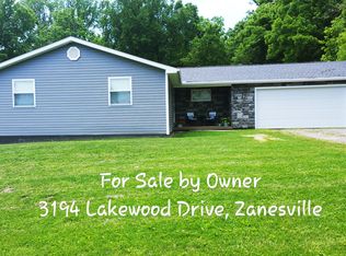 3194 Lakewood Dr, Zanesville, OH 43701