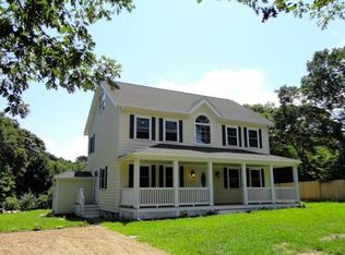 71 6th St N, Edgartown, MA 02539