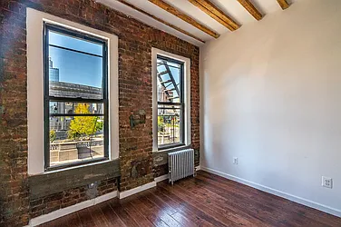 Rented by Triumph Property Group