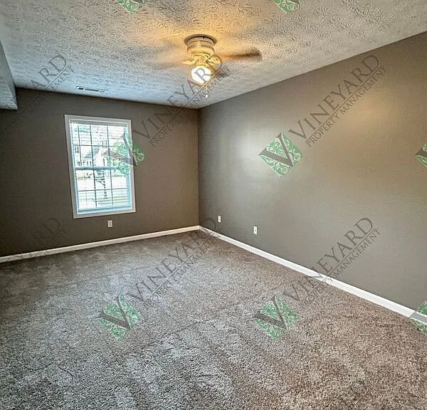 101 Twin Pines Ct — Photo 11