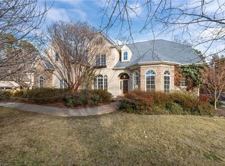 900 Jefferson Wood Ln, Greensboro, NC 27410