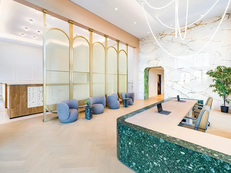 Modera Nations in Nashville blends sculptural design, inviting vibes, and a polished setting for connection or focus.