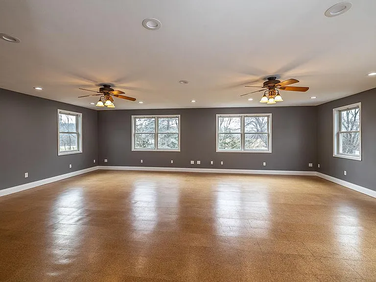 4559 Makyes Rd — Photo 15