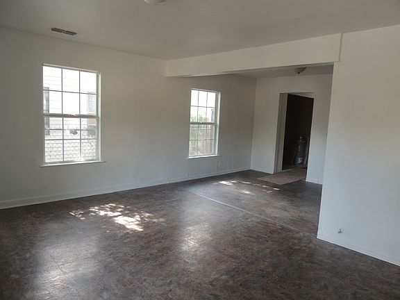 2nd image of 1803 Saltillo St