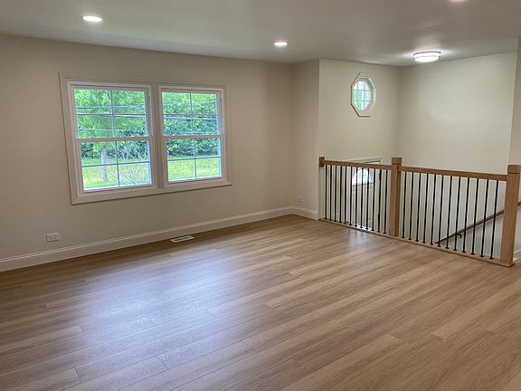5th image of 1244 Walnut Ave