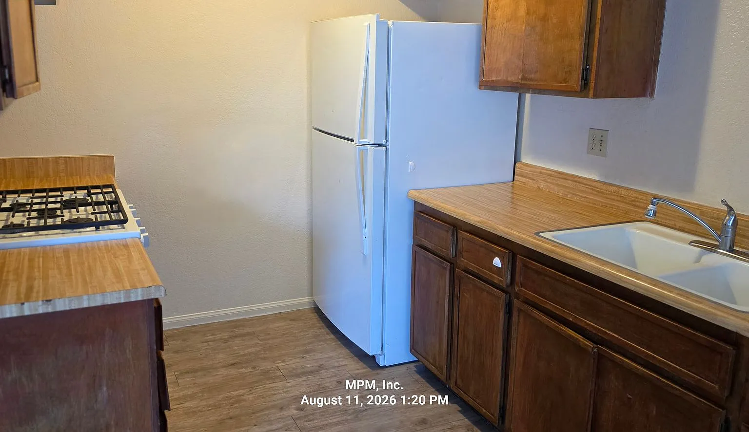 3411 Spring Street Apts — Photo 3