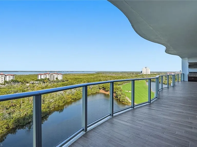 4810 Pelican Colony #1004 — Photo 10