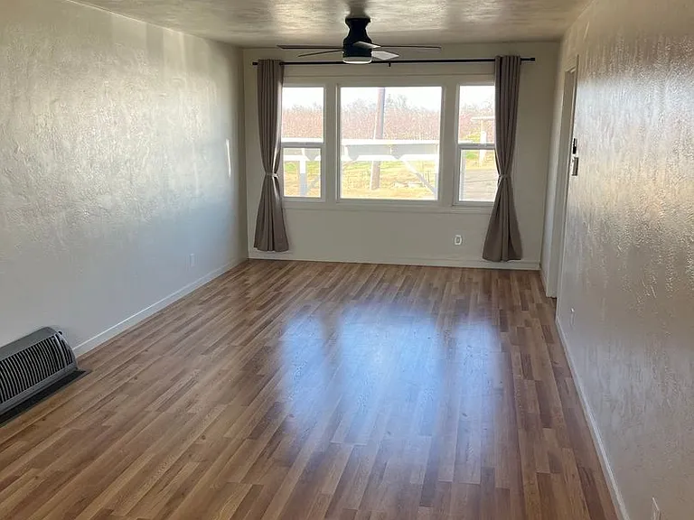 3636 N Beecher Rd — Photo 6