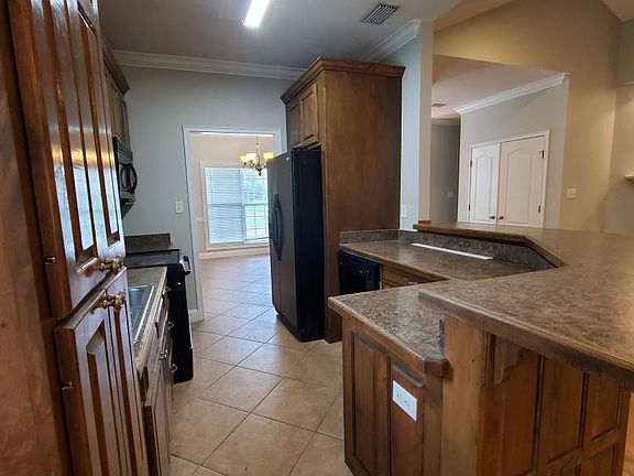 5th image of 3815 Napa Dr