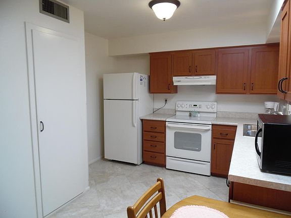 4th image of 13610 N 110th Ave