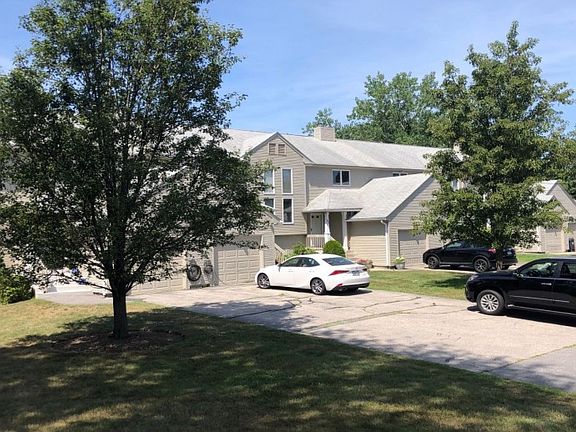 3rd image of 102 Palmer Dr #F