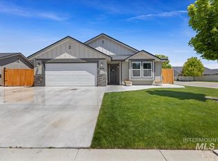 974 E Firestone Dr, Kuna, ID 83634