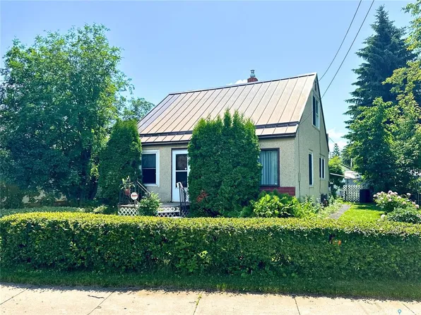 249 6th STREET E, Prince Albert, SK S6V 0M9