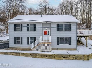 20 Green Ave, Castleton, NY 12033