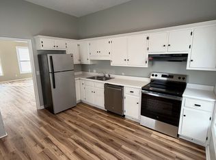 520 E Tuscaloosa St #C, Florence, AL 35630