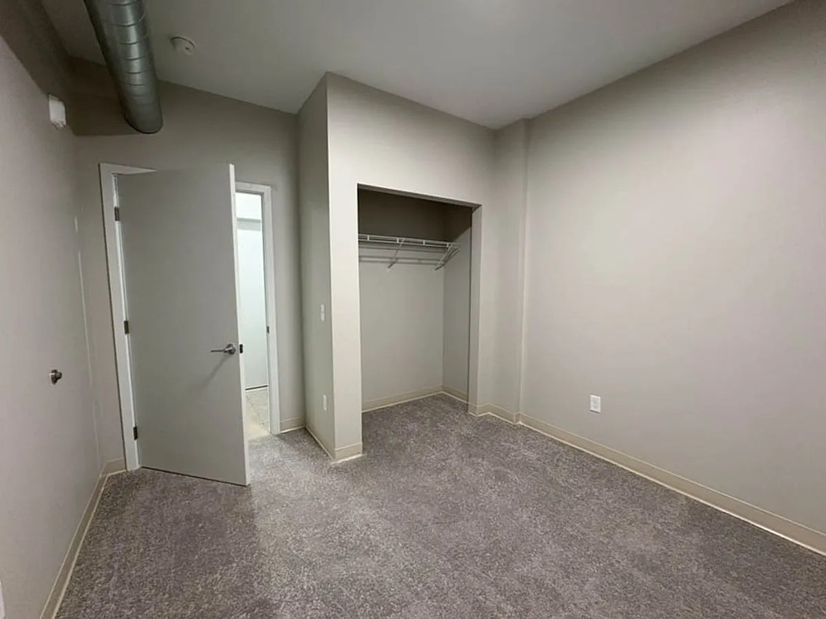Building Photo - 100 Fallwood Rd #113