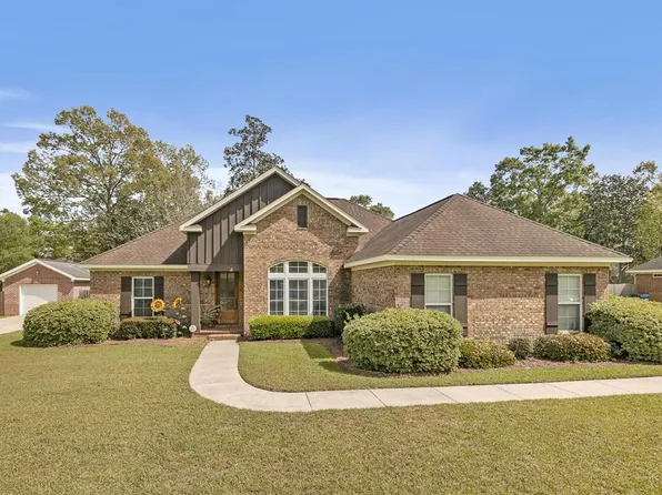 105 Abbey Ct, Dothan, AL 36305