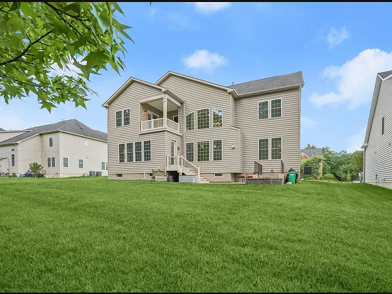 208 Bottsford Ave — Photo 44