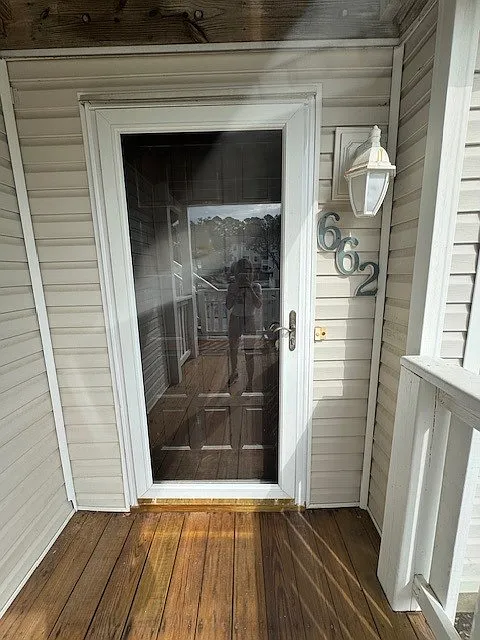 2 bed, 1300 sqft, $1,995 — Photo 2