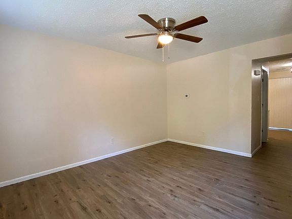 2nd image of 3909 Richmond Ct APT A