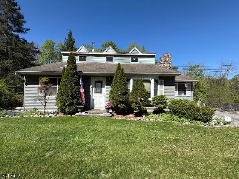 1st image of 38 Highland Lakes Rd