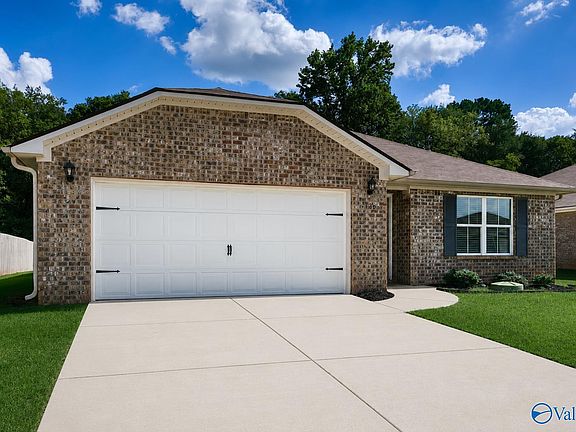 2nd image of 126 Jerrie Lynn Blvd