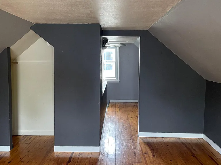 2818 Myrtle St — Photo 16