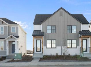 1477 N Rangeview Dr SE, Calgary, AB T3S0G9