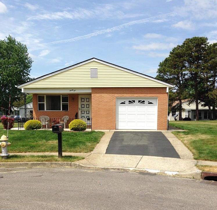 2nd image of 25 Augusta Ct