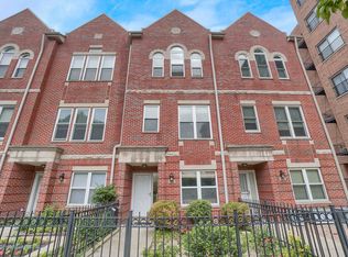 5232 S Berkeley Ave, Chicago, IL 60615