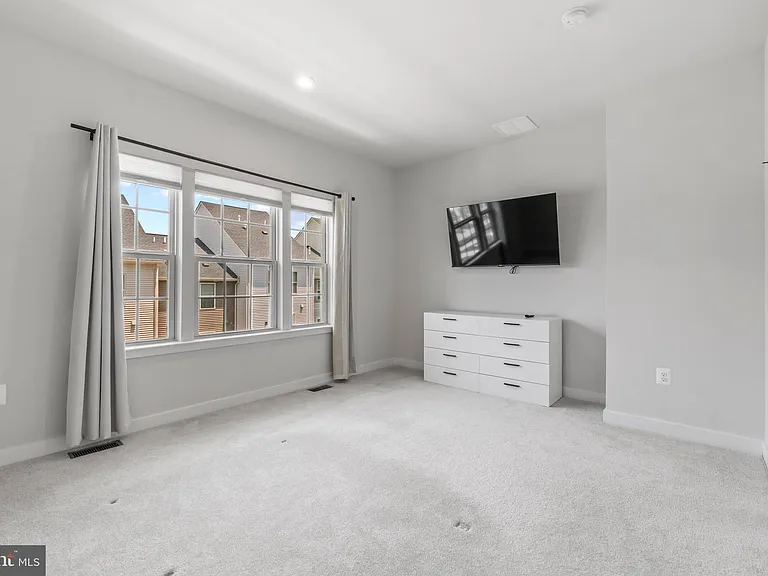 9826 Posterity Ln — Photo 21