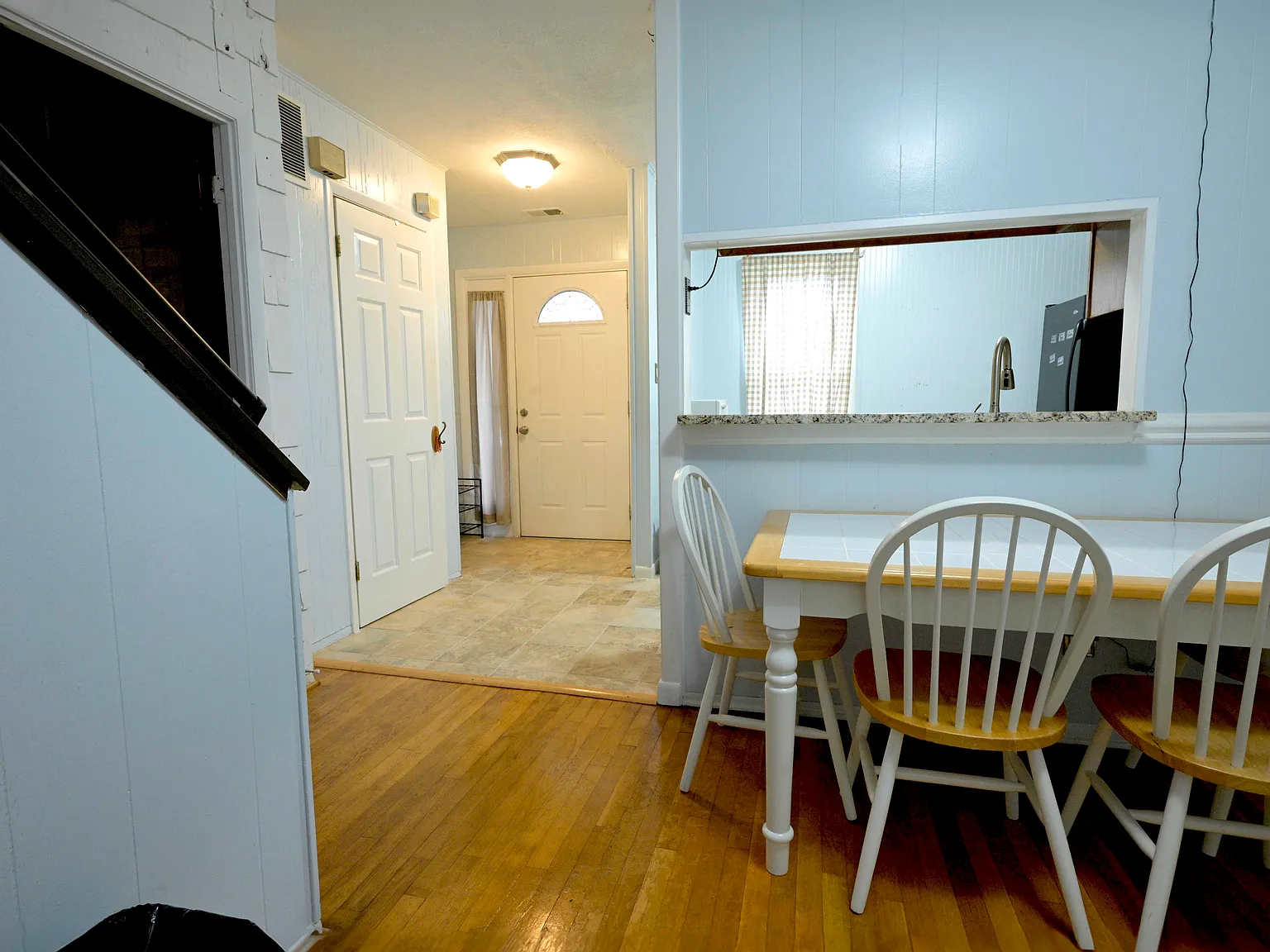 3 bed, 2.5 bath, 1188 sqft, $2,500 — Photo 4