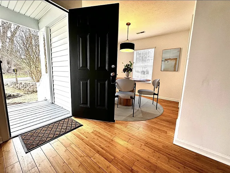 108 Guy St — Photo 12