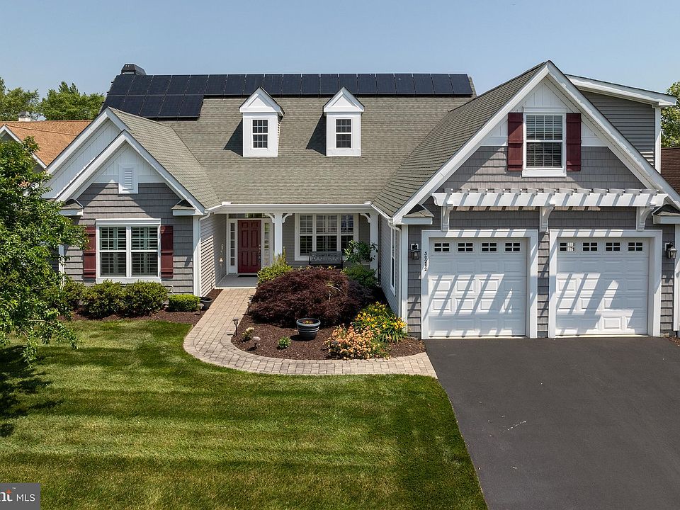 1st image of 30202 Zachary Taylor Ct