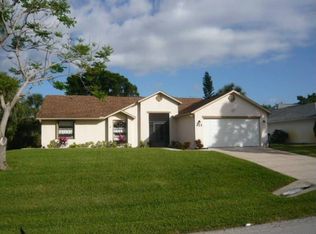 425 Concha Dr, Sebastian, FL 32958