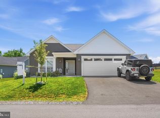 150 Duluth Dr, Martinsburg, WV 25404