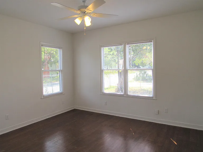 454 Bailey Ave — Photo 13