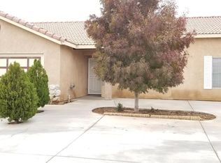 10711 Wakefield St E, Adelanto, CA 92301