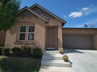7384 E Robinson Ave, Fresno, CA