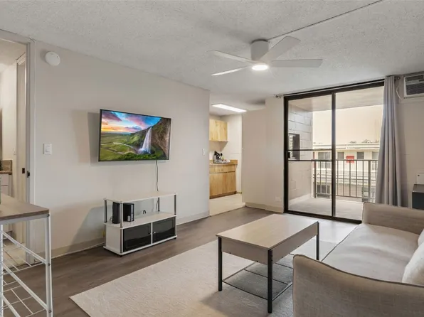 1415 Liholiho St APT 403, Honolulu, HI 96822