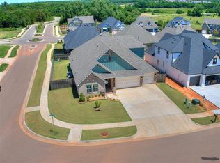 6501 Forest Edge Dr, Edmond, OK 73034