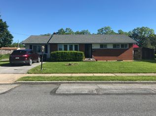 555 E Maple St, Cleona, PA 17042