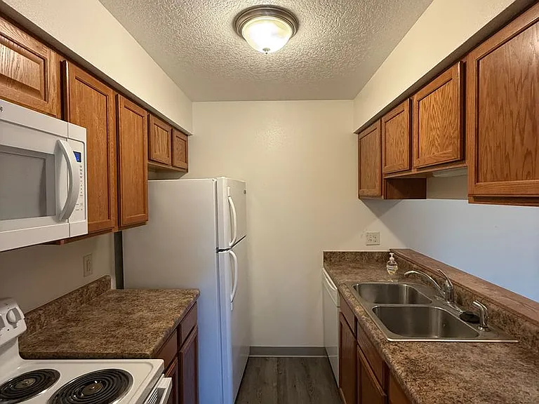 Northway Apartments — Photo 2