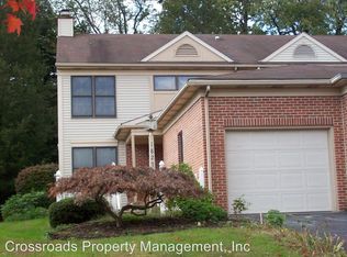 1827 Spring Ridge Ln, Lancaster, PA 17603