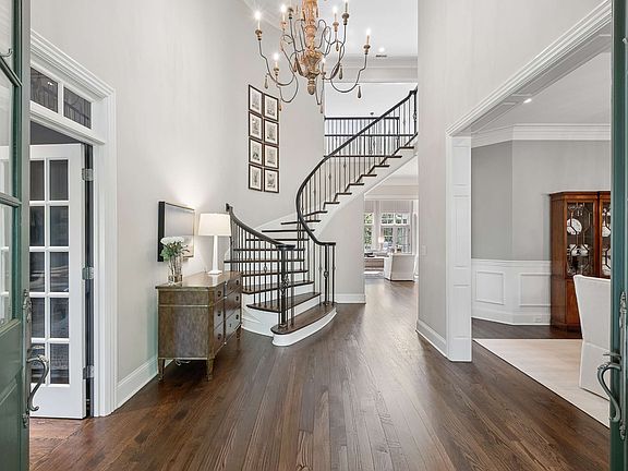 5th image of 1412 Willowbrooke Cir
