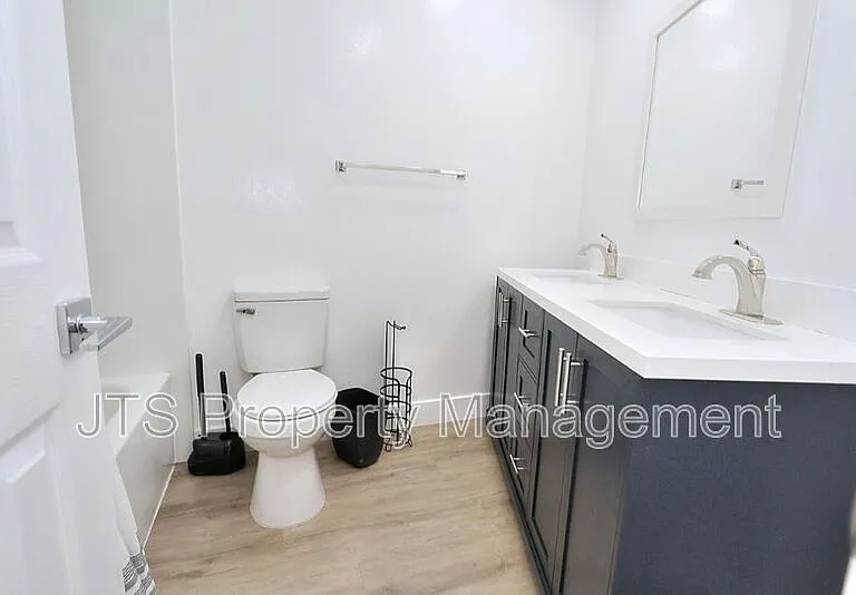 10524 Croetto Way #3 — Photo 33
