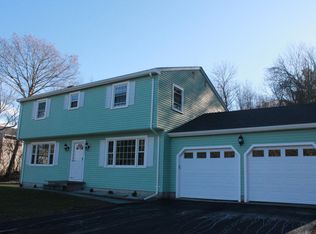 234 Ash St, Hopkinton, MA 01748
